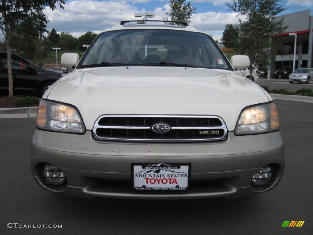 2002 Outback VDC Wagon - White Frost Pearl / Beige photo #6