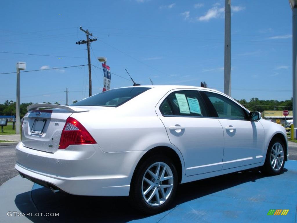 2010 Fusion SEL V6 - White Platinum Tri-coat Metallic / Medium Light Stone photo #3