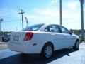 Absolute White - Forenza Sedan Photo No. 5