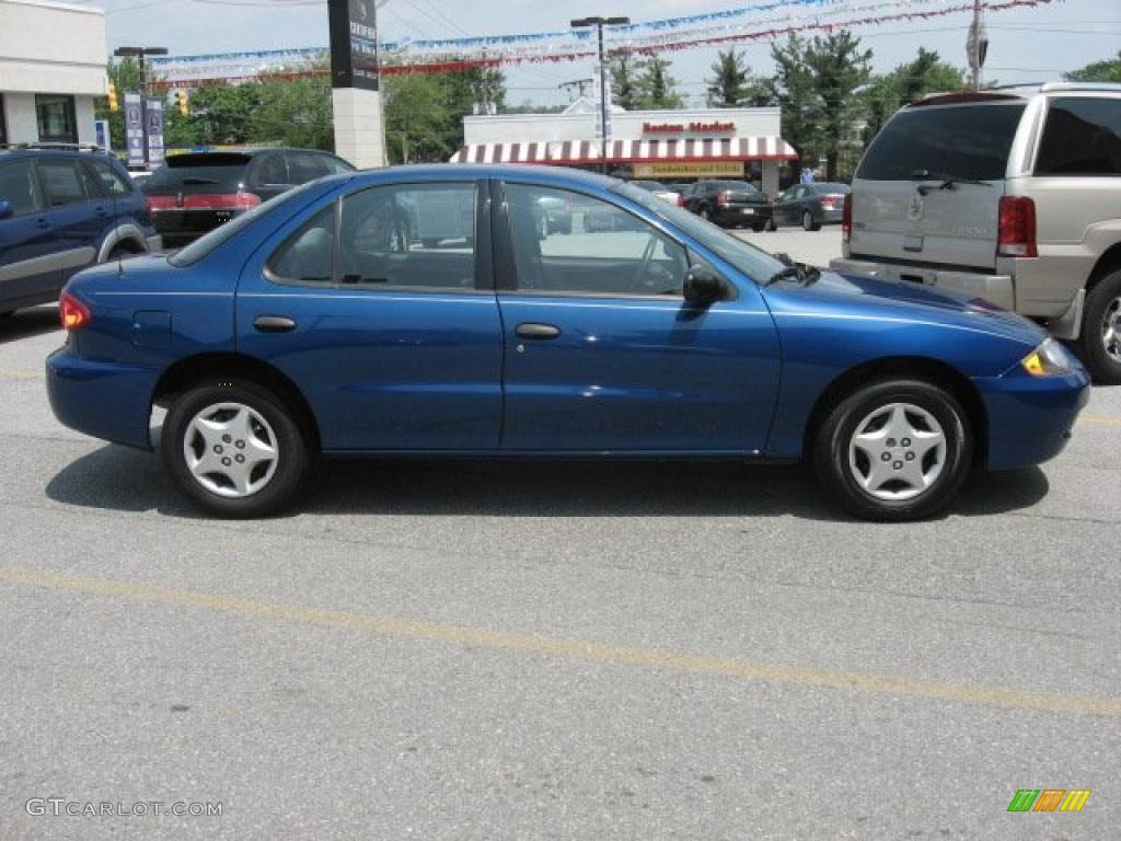 2003 Cavalier Sedan - Arrival Blue Metallic / Graphite Gray photo #5
