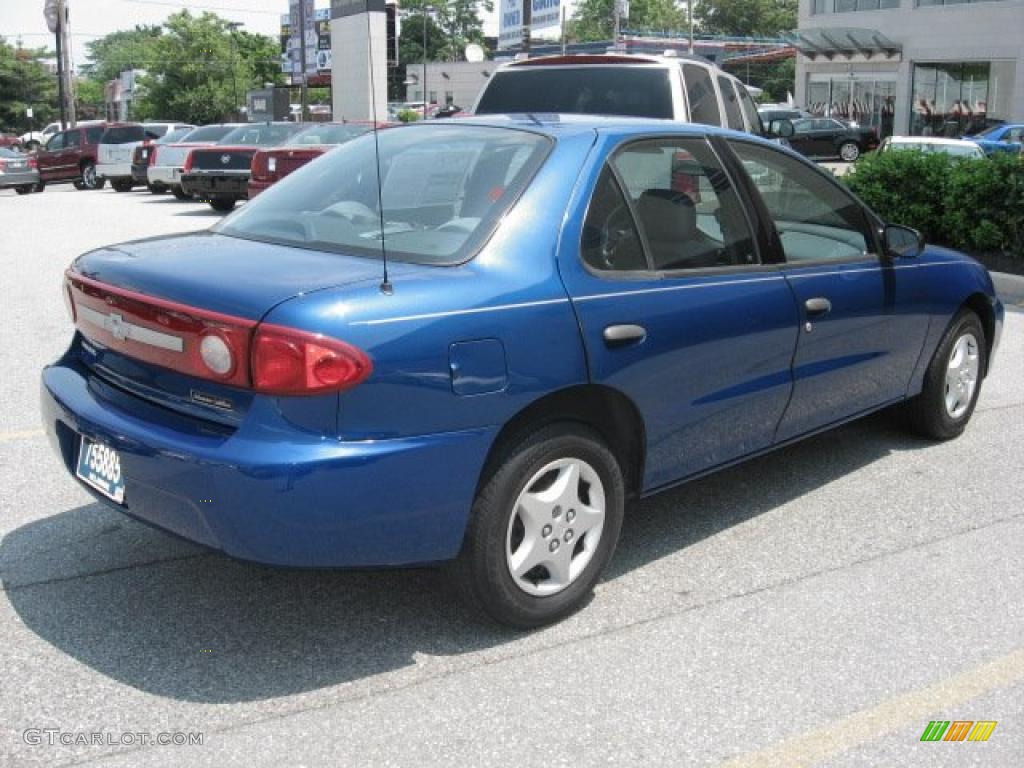 2003 Cavalier Sedan - Arrival Blue Metallic / Graphite Gray photo #6