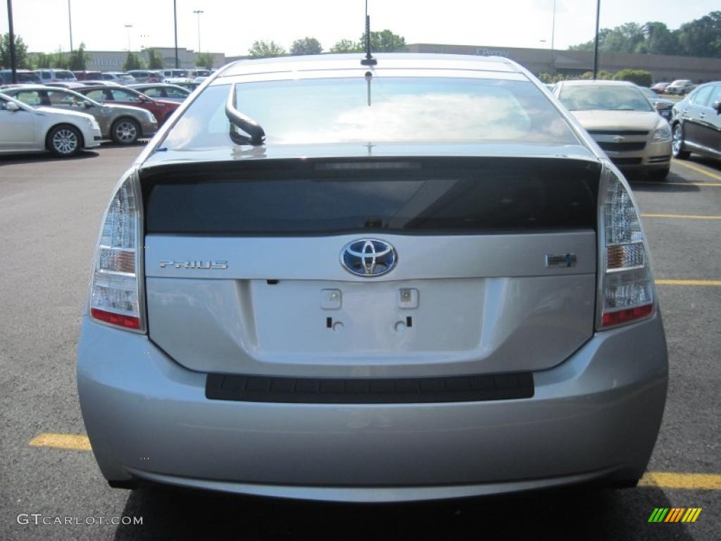 2010 Prius Hybrid III - Classic Silver Metallic / Misty Gray photo #8