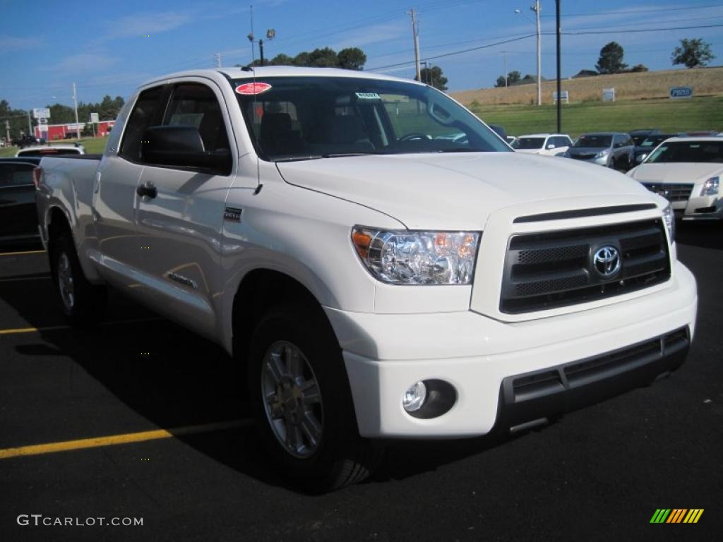 2010 Tundra SR5 Double Cab - Super White / Graphite Gray photo #2