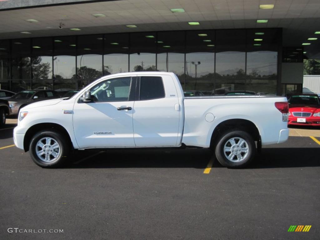 2010 Tundra SR5 Double Cab - Super White / Graphite Gray photo #4