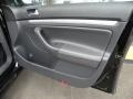 Black - Jetta SE Sedan Photo No. 17