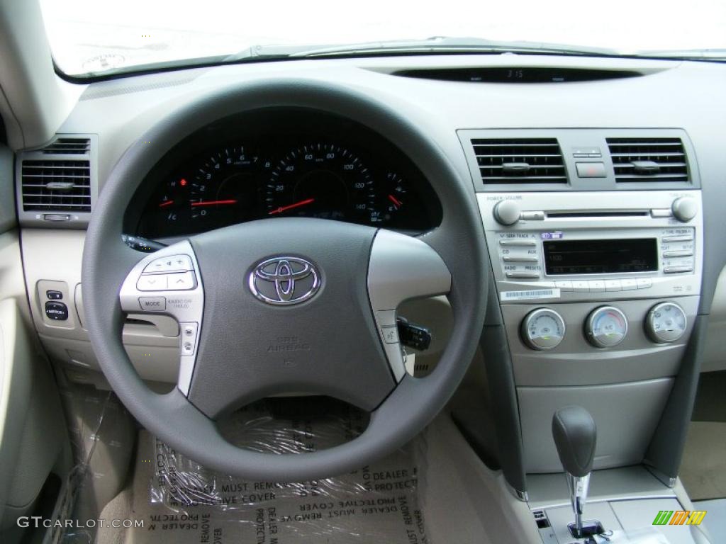 2011 Camry LE - Super White / Ash photo #7