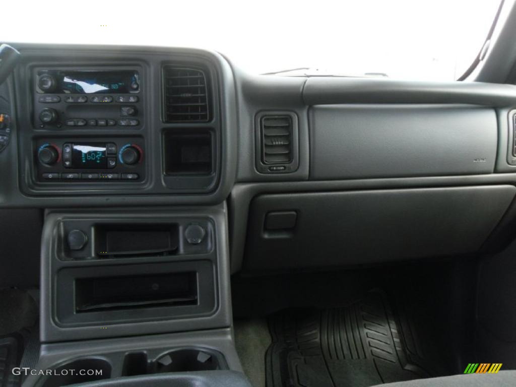 2007 Silverado 1500 Classic Z71 Extended Cab 4x4 - Black / Dark Charcoal photo #16