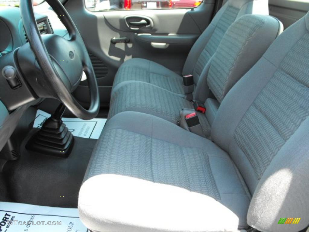 2002 F150 Sport Regular Cab - Black / Medium Graphite photo #15