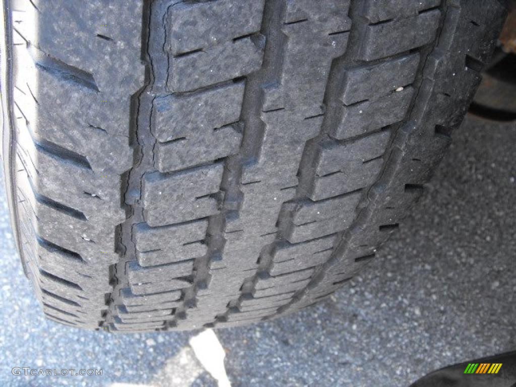 2002 F150 Sport Regular Cab - Black / Medium Graphite photo #17