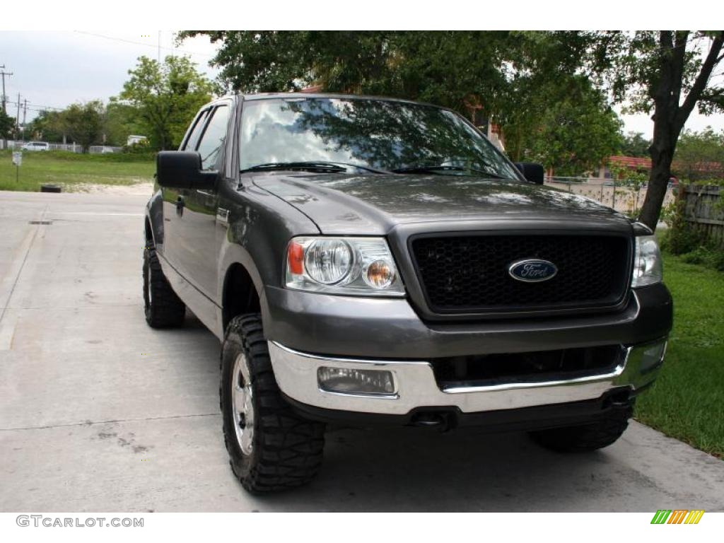 2004 F150 XLT SuperCab 4x4 - Dark Shadow Grey Metallic / Dark Flint photo #17