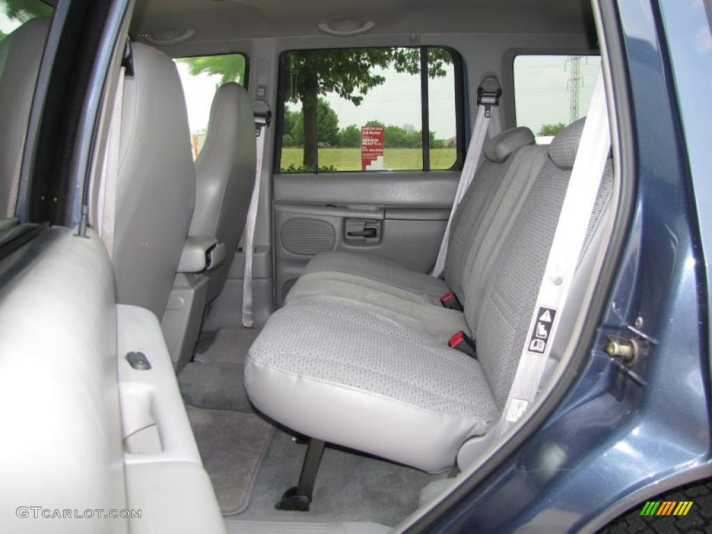 2000 Explorer XLS - Medium Wedgewood Blue Metallic / Medium Graphite photo #11