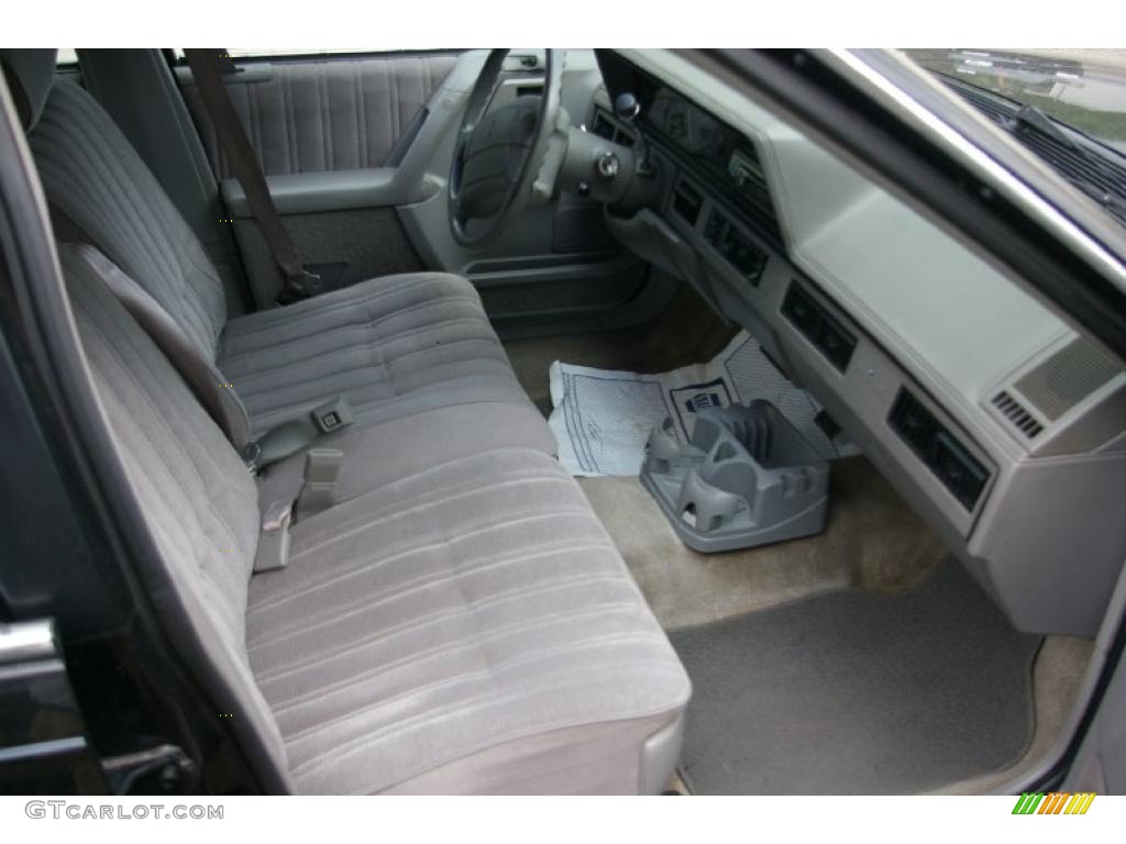 1994 Cutlass Ciera S - Black / Gray photo #9