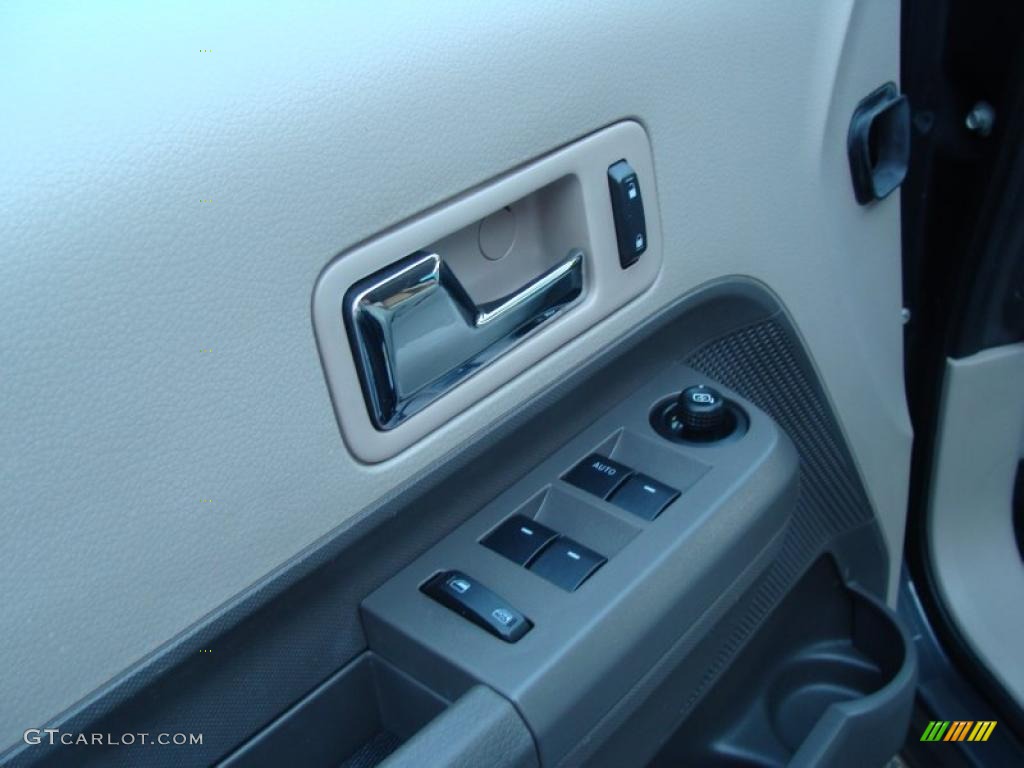 2007 Edge SE AWD - Carbon Metallic / Medium Light Stone photo #12