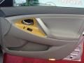 Titanium Metallic - Camry XLE Photo No. 29