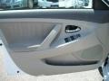 Super White - Camry LE Photo No. 6