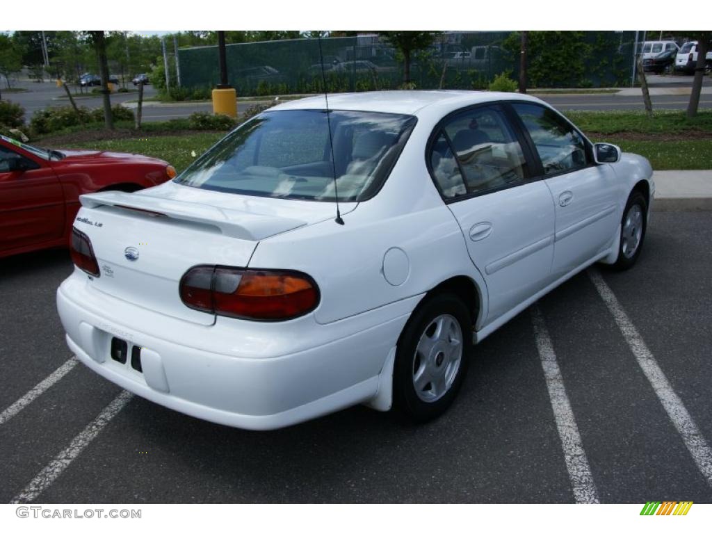 2001 Malibu LS Sedan - Bright White / Neutral photo #4