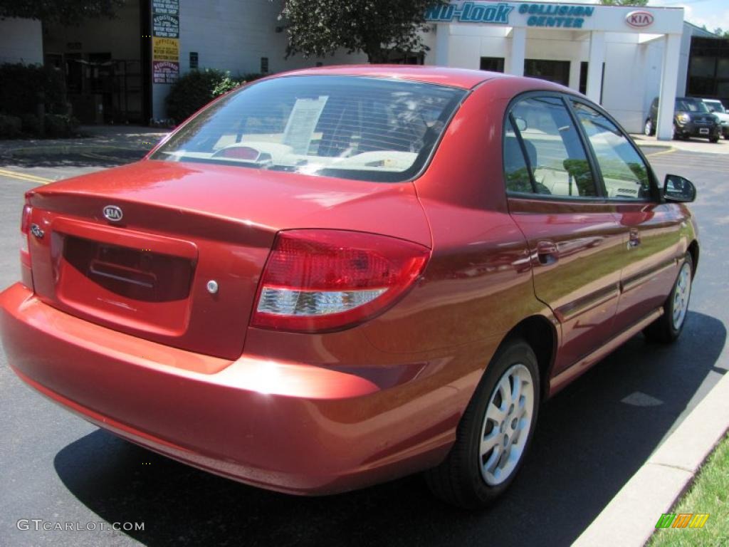 2004 Rio Sedan - Cinnamon / Beige photo #2