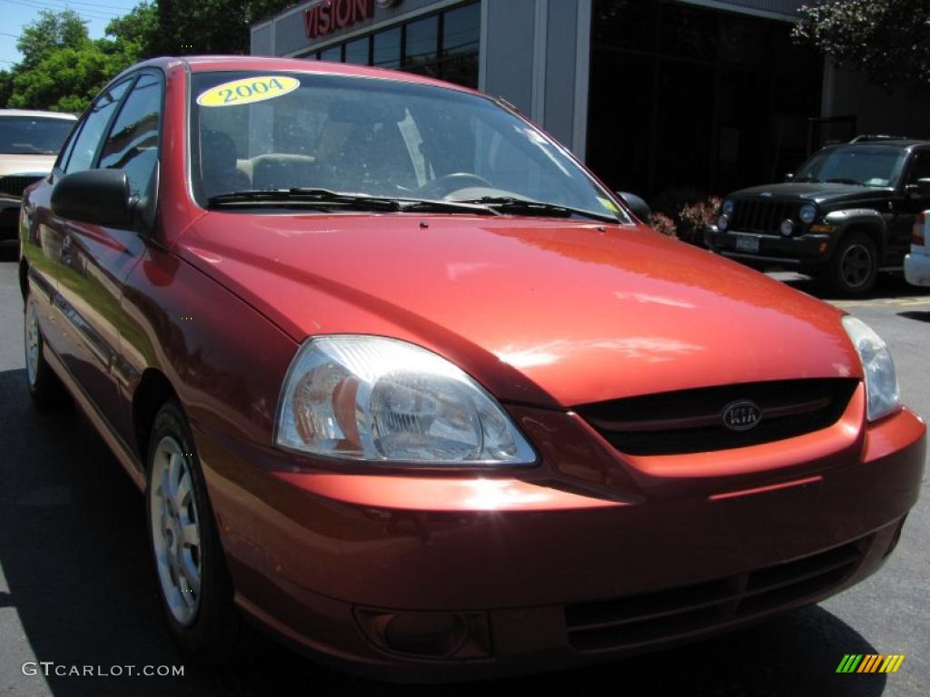 2004 Rio Sedan - Cinnamon / Beige photo #15