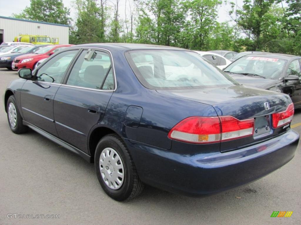 2002 Accord VP Sedan - Eternal Blue Pearl / Quartz Gray photo #12