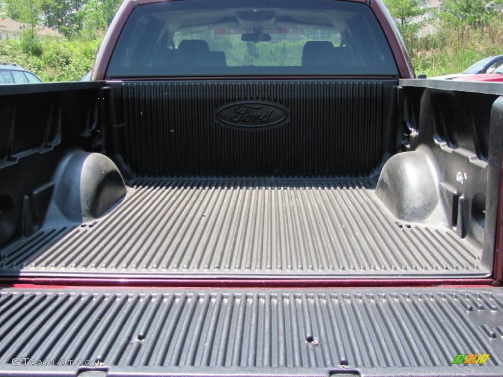2005 F150 XLT SuperCrew 4x4 - Dark Toreador Red Metallic / Tan photo #6