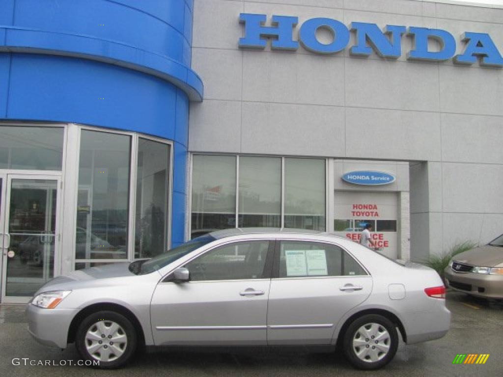2003 Accord LX Sedan - Satin Silver Metallic / Black photo #3