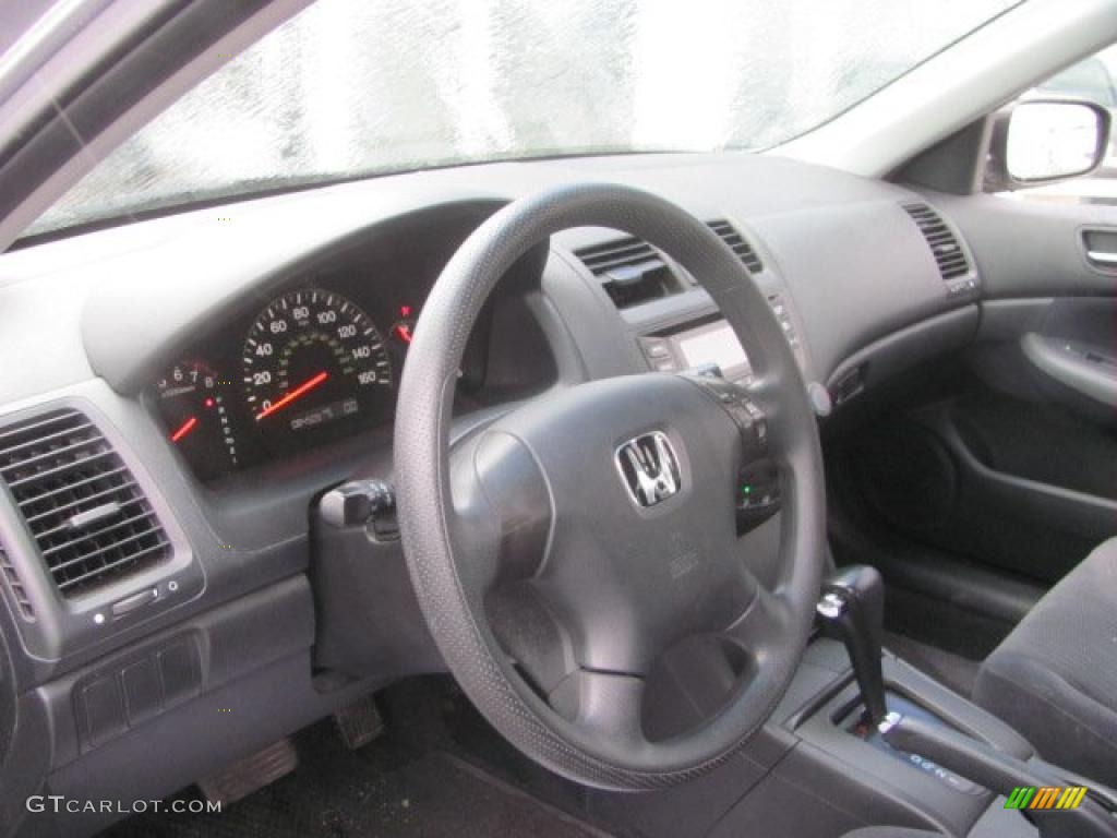 2003 Accord LX Sedan - Satin Silver Metallic / Black photo #11