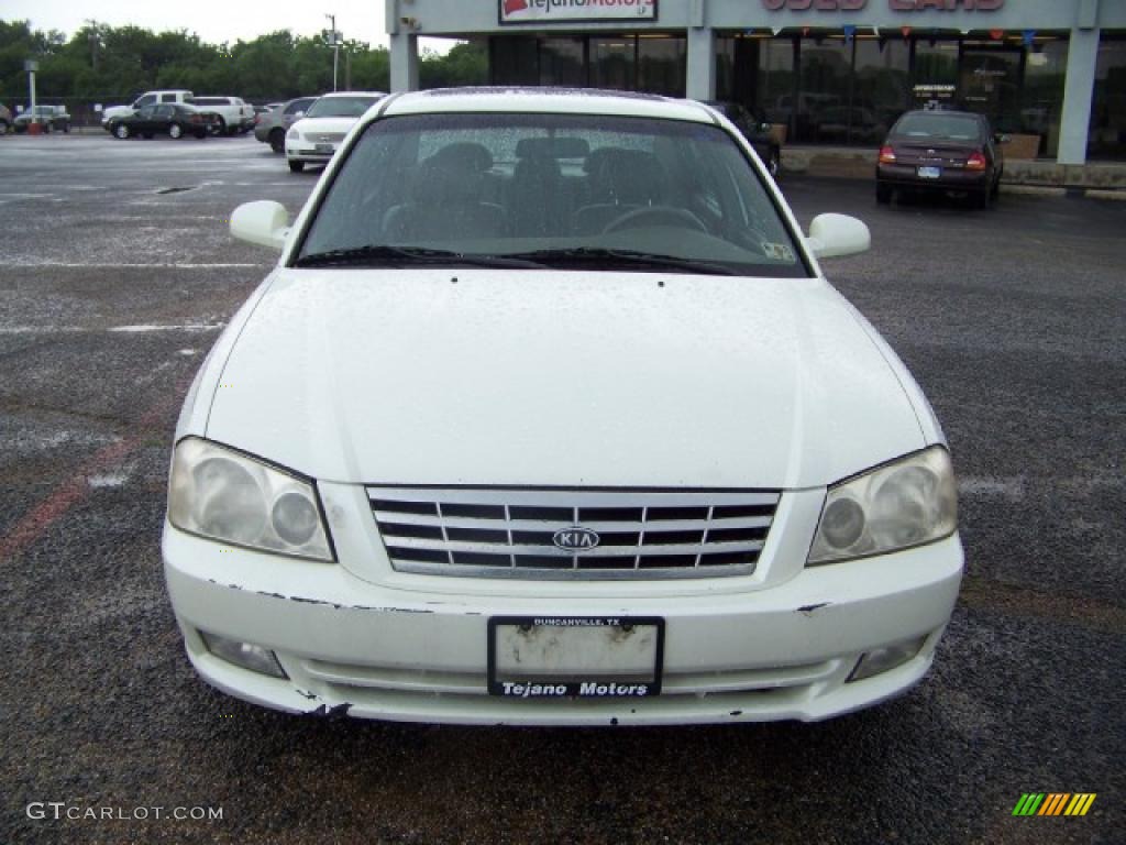 2002 Optima SE - White Pearl / Beige photo #2