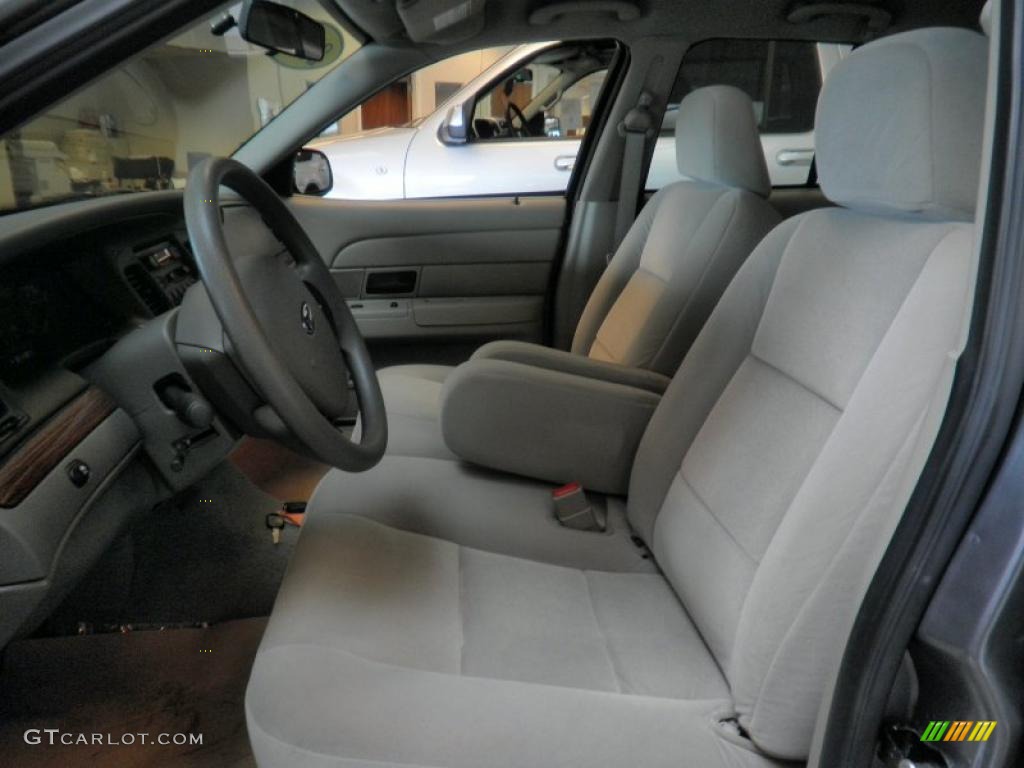2006 Crown Victoria LX - Tungsten Metallic / Charcoal Black photo #8