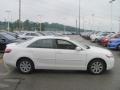 Super White - Camry XLE Photo No. 6