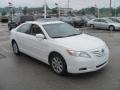 Super White - Camry XLE Photo No. 7