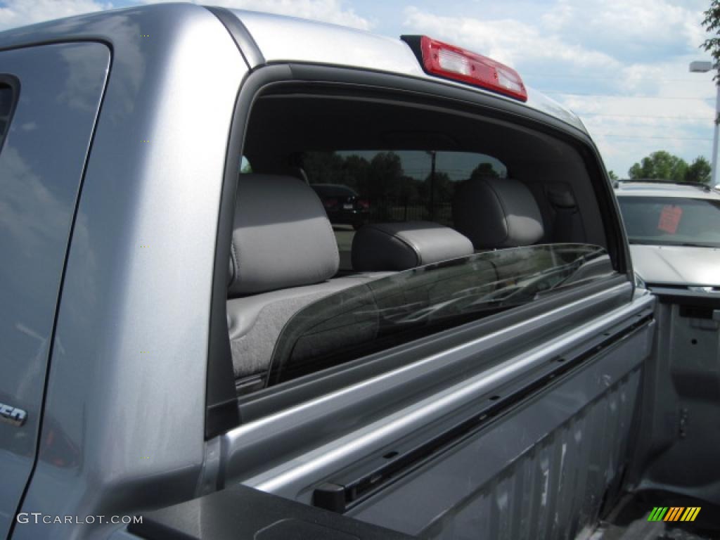 2008 Tundra Limited CrewMax 4x4 - Silver Sky Metallic / Graphite Gray photo #28