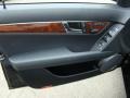 Black - C 300 4Matic Photo No. 7