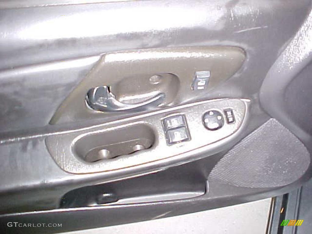 2005 Monte Carlo LT - Medium Gray Metallic / Ebony photo #16