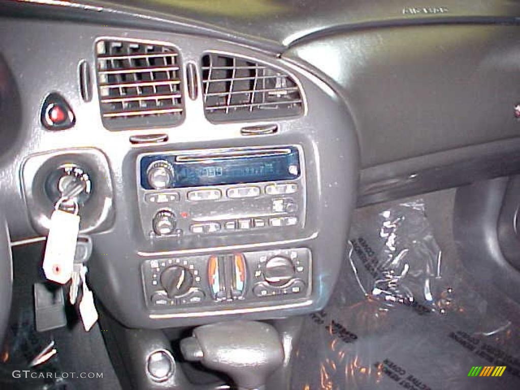 2005 Monte Carlo LT - Medium Gray Metallic / Ebony photo #21