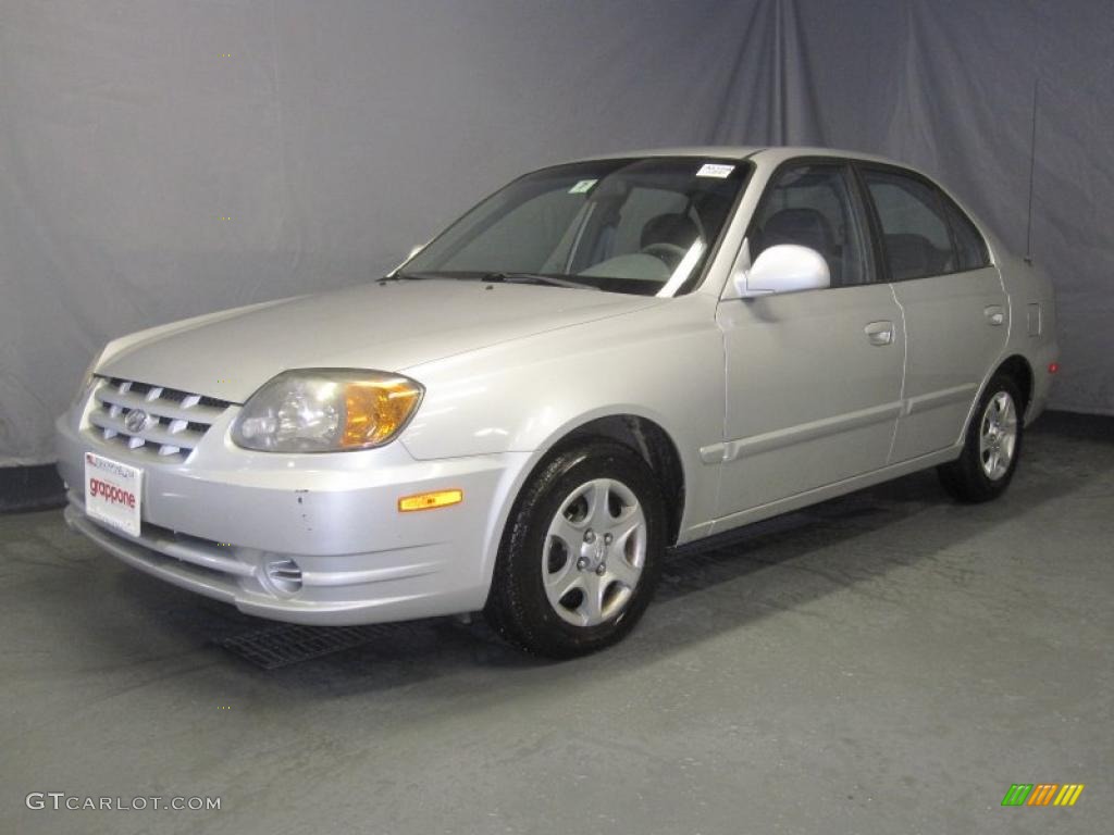 2004 Accent GL Sedan - Silver Mist / Gray photo #1