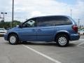 2007 Marine Blue Pearl Chrysler Town & Country   photo #6