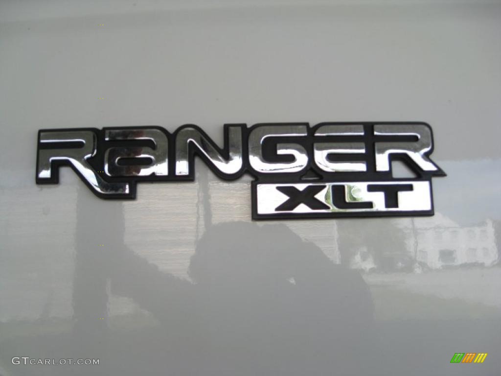 2000 Ranger XLT SuperCab - Bright Red / Medium Graphite photo #36