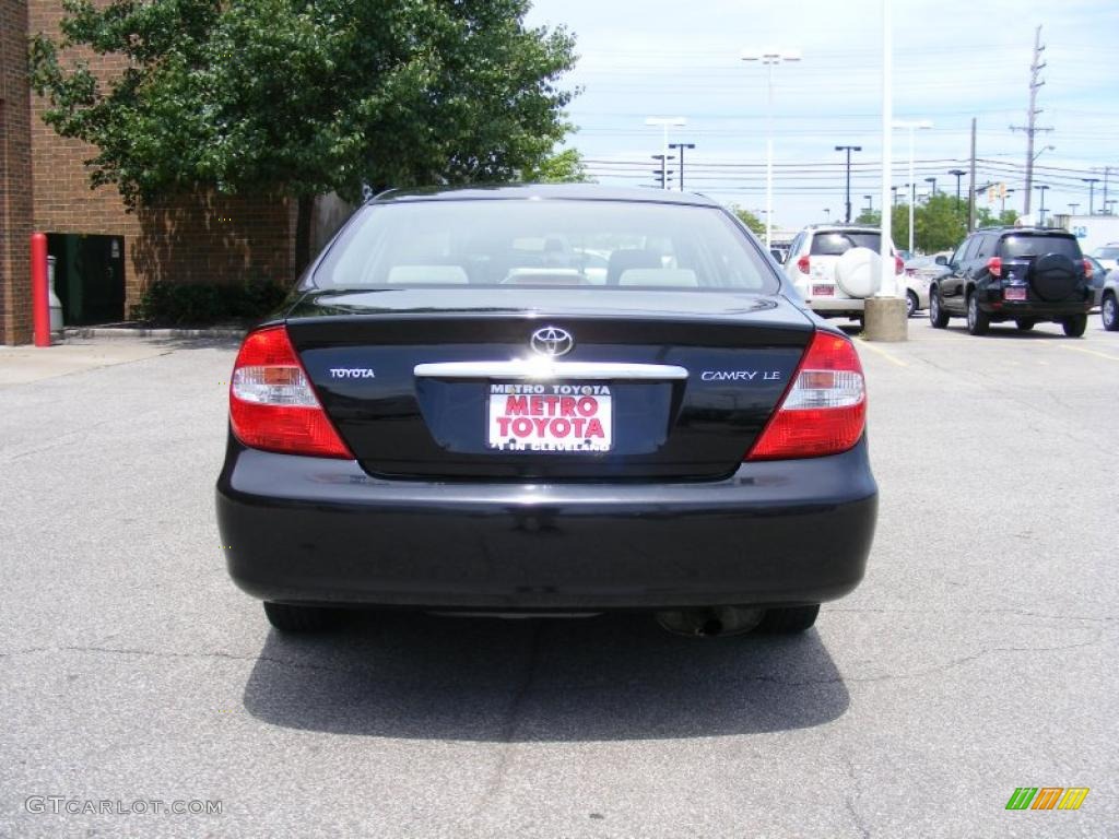 2004 Camry LE - Black / Stone photo #4