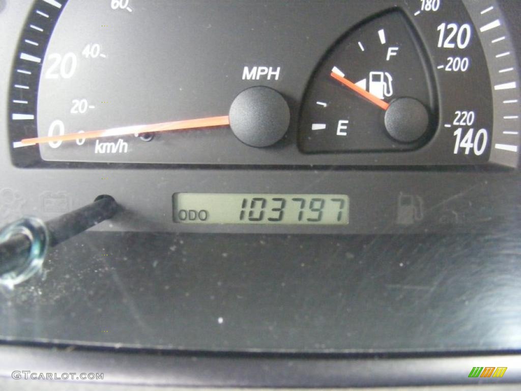 2004 Camry LE - Black / Stone photo #17