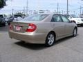 2004 Desert Sand Mica Toyota Camry SE V6  photo #3