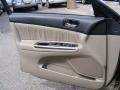 Desert Sand Mica - Camry SE V6 Photo No. 22