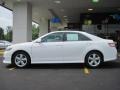 Super White - Camry SE Photo No. 4