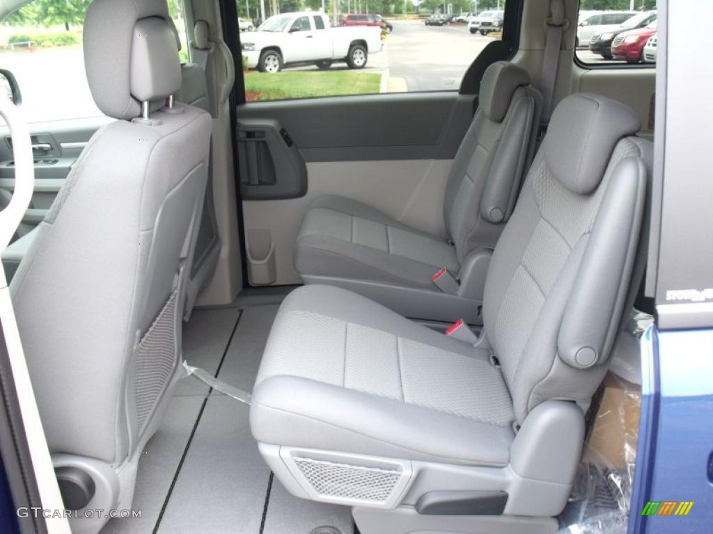 2010 Grand Caravan SE Hero - Deep Water Blue Pearl Coat / Medium Slate Gray/Light Shale photo #6