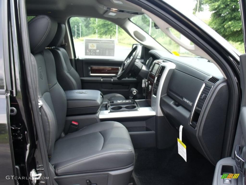 2010 Ram 1500 Laramie Crew Cab 4x4 - Brilliant Black Crystal Pearl / Dark Slate/Medium Graystone photo #10