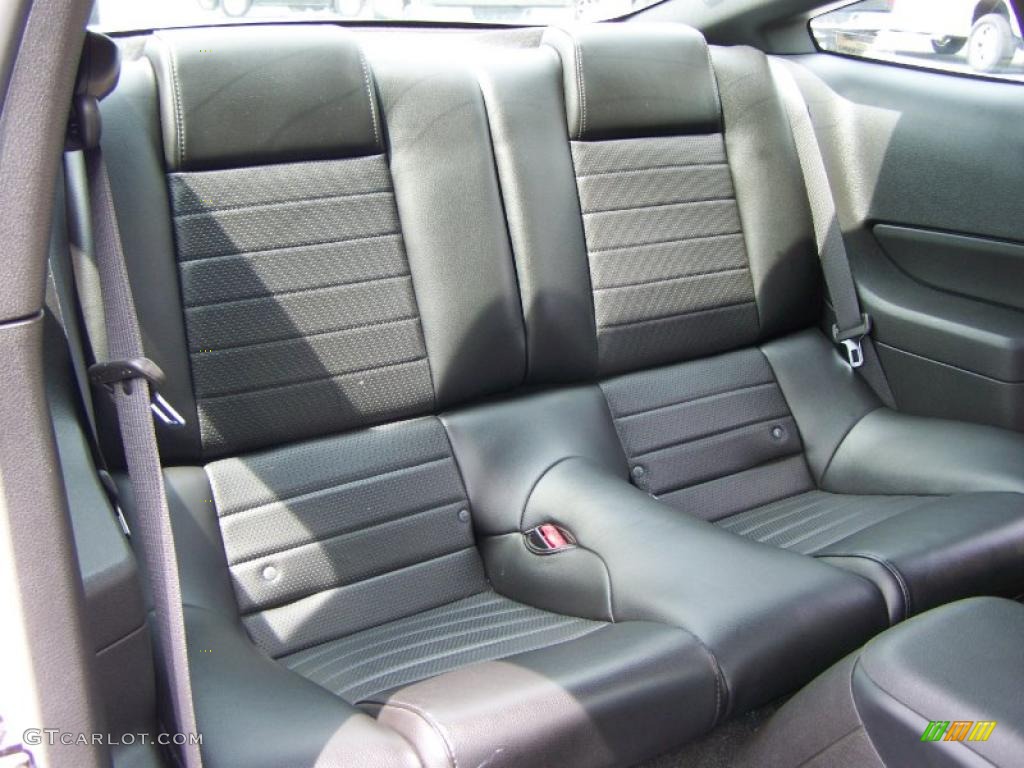 2007 Mustang Shelby GT Coupe - Performance White / Dark Charcoal photo #22