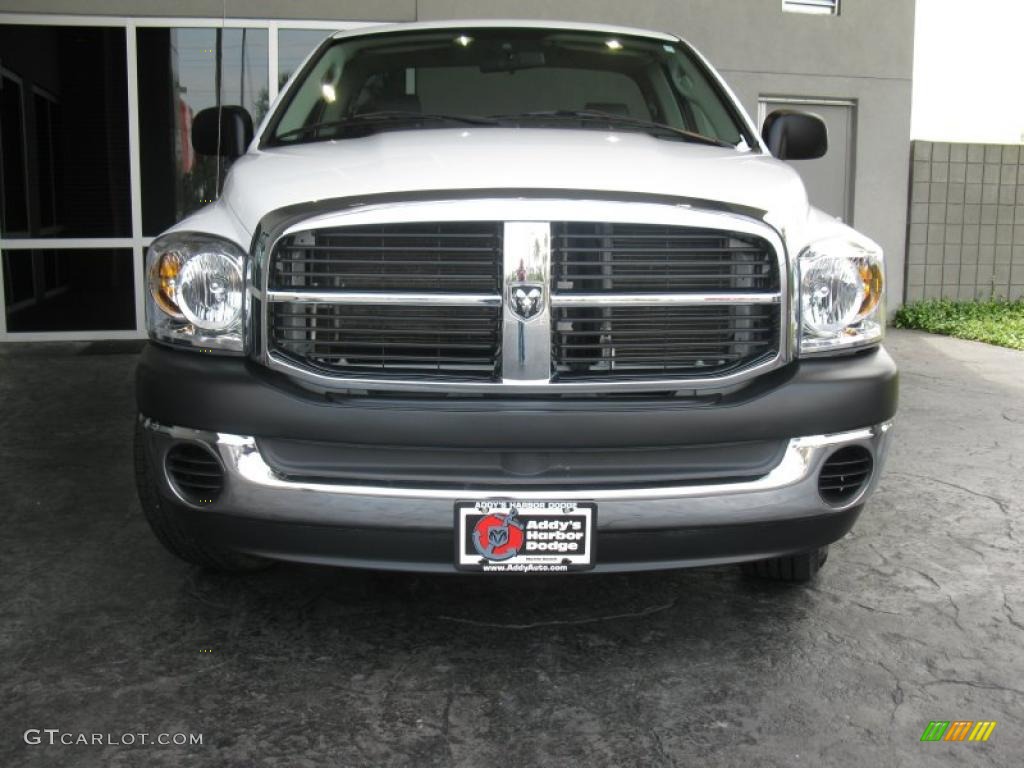 2008 Ram 1500 SXT Regular Cab - Bright White / Medium Slate Gray photo #3