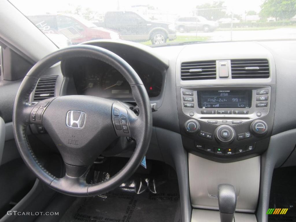 2006 Accord EX-L Coupe - Alabaster Silver Metallic / Gray photo #19
