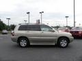 Sonora Gold Pearl - Highlander  Photo No. 2