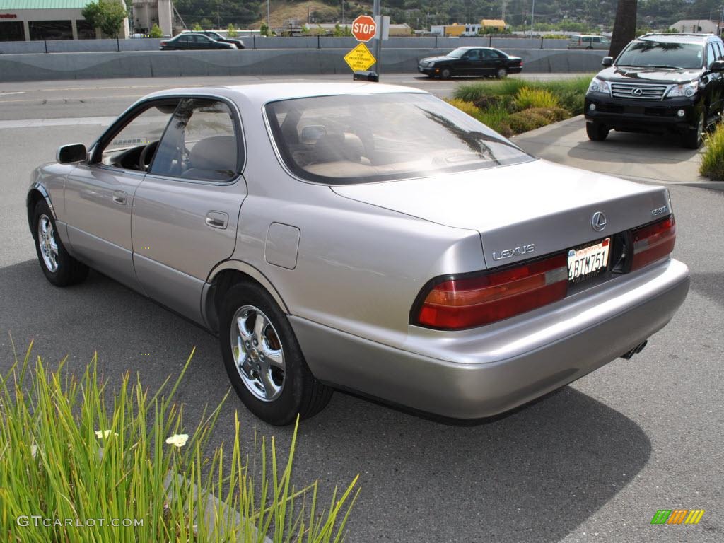 1995 ES 300 - Sandstone Beige Metallic / Beige photo #5