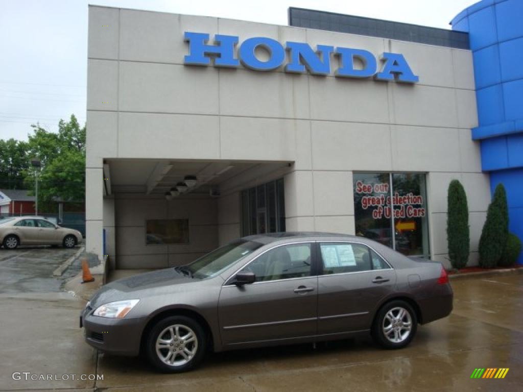 2007 Accord EX Sedan - Carbon Bronze Pearl / Ivory photo #1